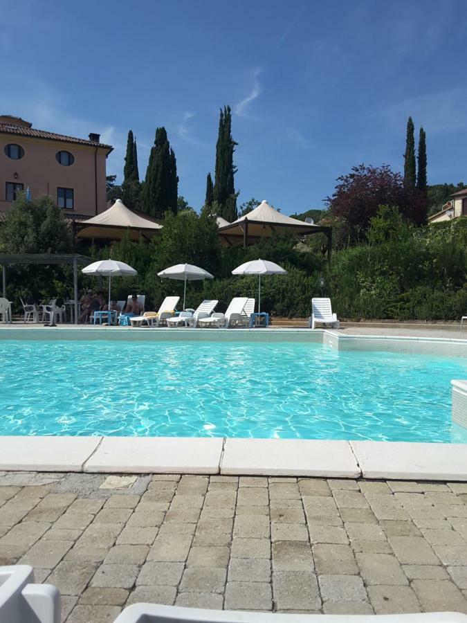 דירות ריפרבלה Monolocale Con Piscina S.Martino מראה חיצוני תמונה
